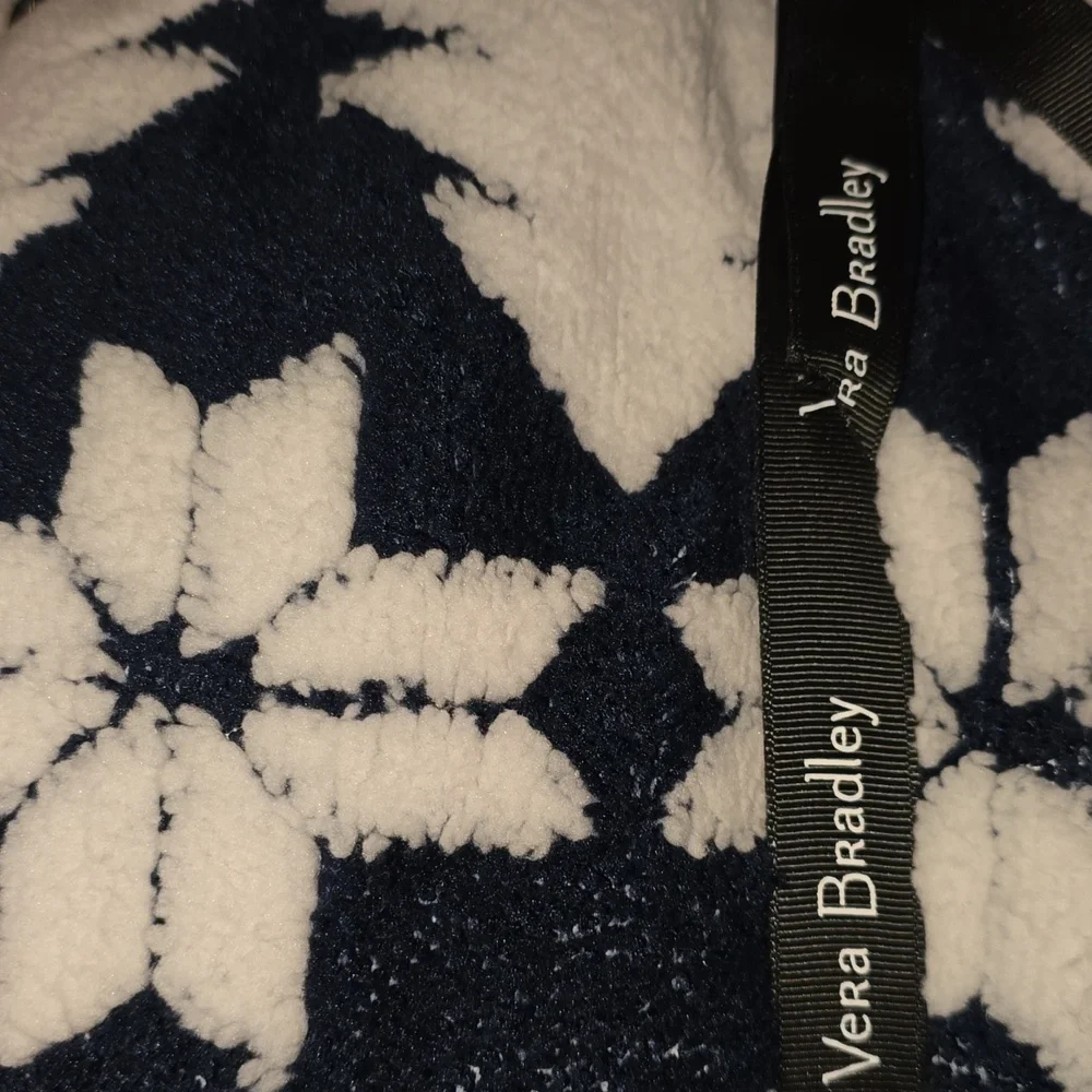 Vera Bradley Cozy Life Jacquard Throw Blanket in Fleece Navy/White Nordic Forest